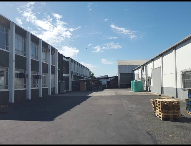 6,915M² FACTORY TO LET IN BELLVILLE CENTRAL